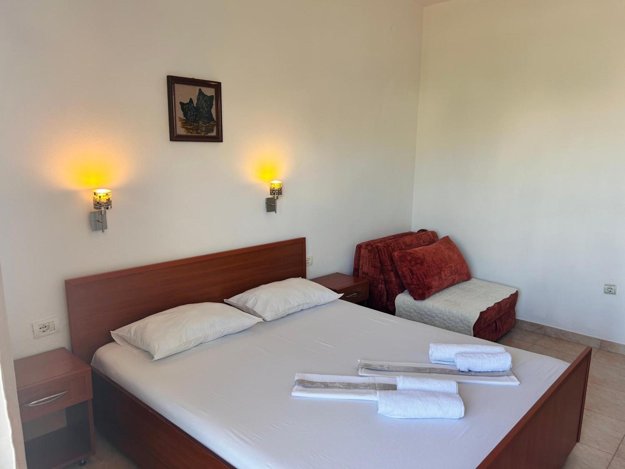 Apartments Aga Улцинь Екстер'єр фото