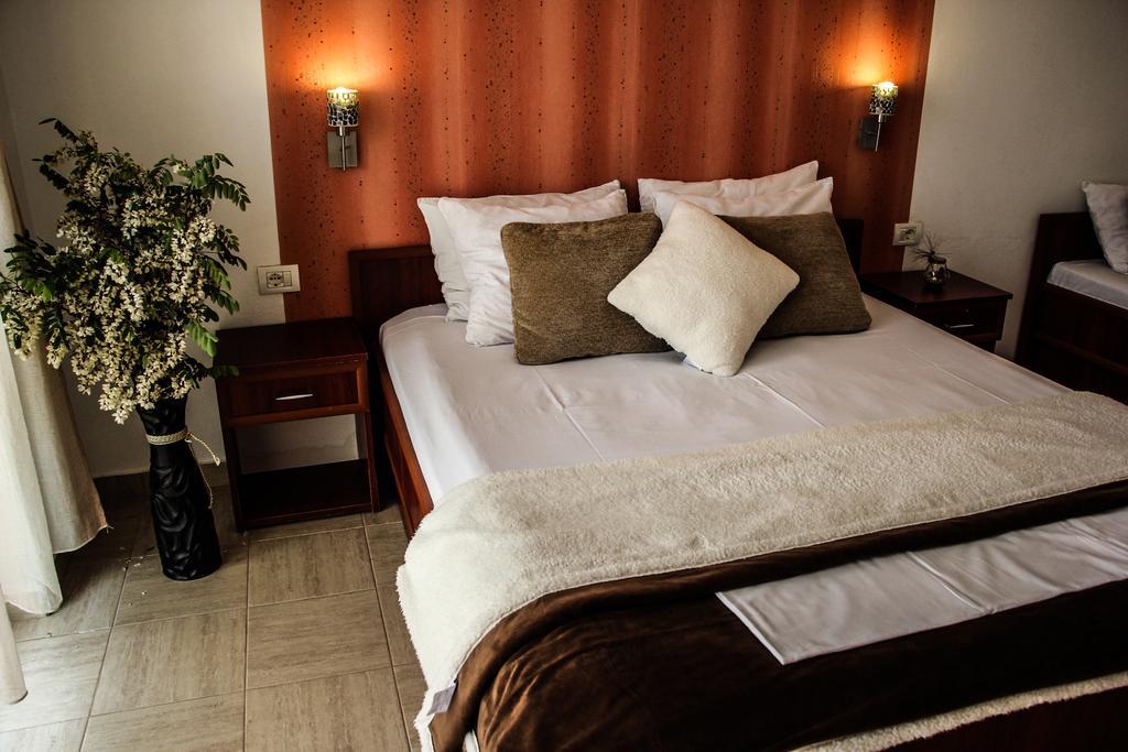 Apartments Aga Улцинь Екстер'єр фото