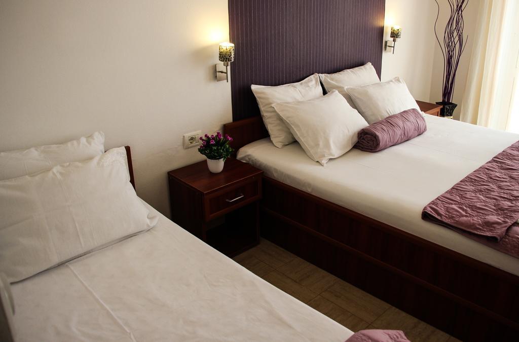 Apartments Aga Улцинь Екстер'єр фото