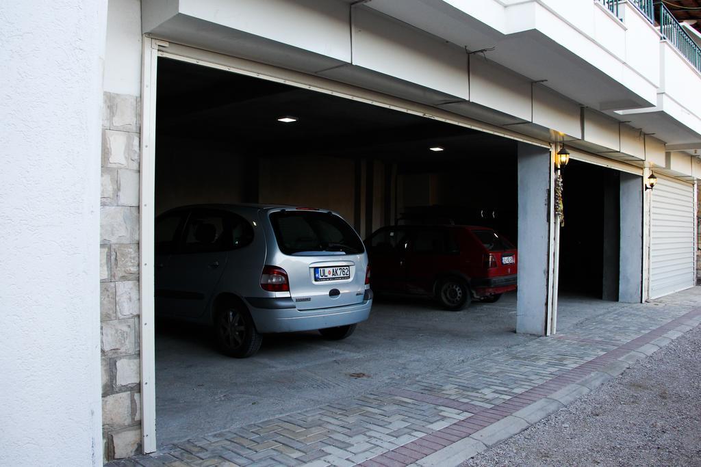 Apartments Aga Улцинь Екстер'єр фото