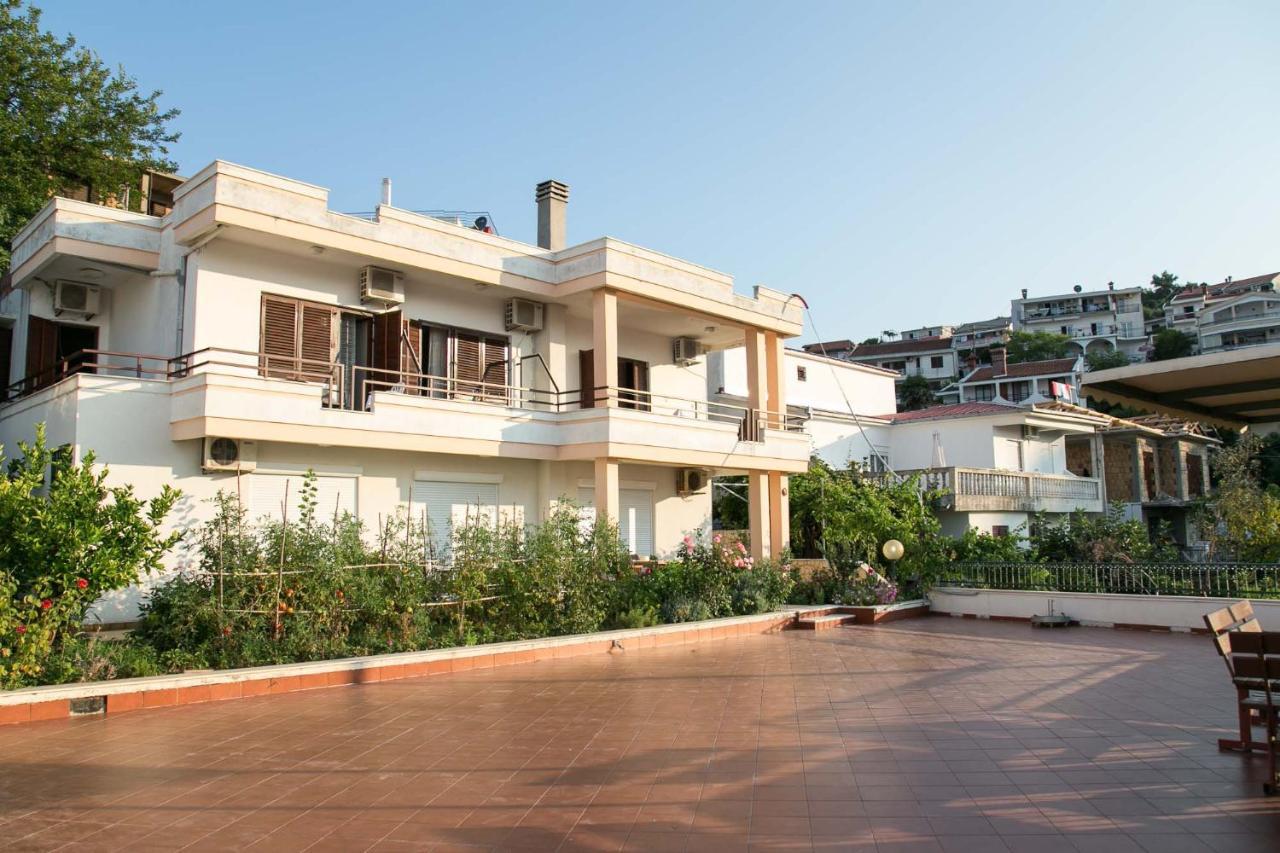 Apartments Aga Улцинь Екстер'єр фото